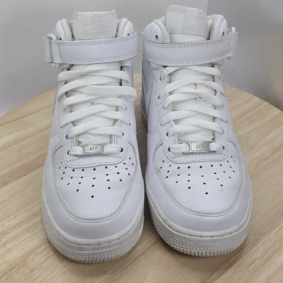 Women’s Size 7.5 - Nike Air Force 1 ‘07 Mid - White/White - 366731-100 - Picture 4 of 9